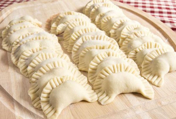готові вареники для варіння